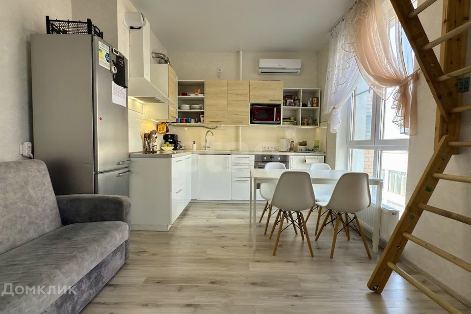 Продаётся 3-комнатная квартира, 80 м²