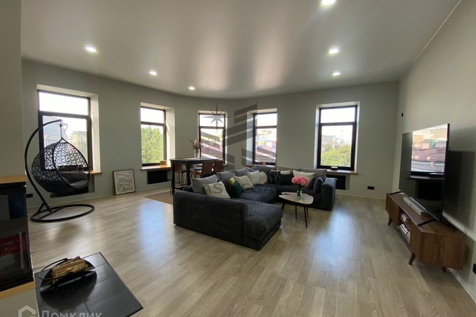 Сдаётся 3-комнатная квартира, 153 м²