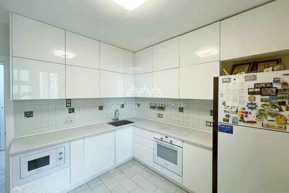 Продаётся 4-комнатная квартира, 104.2 м²