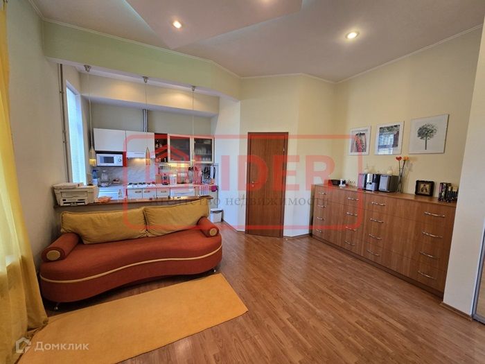 Продаётся 1-комнатная квартира, 40 м²