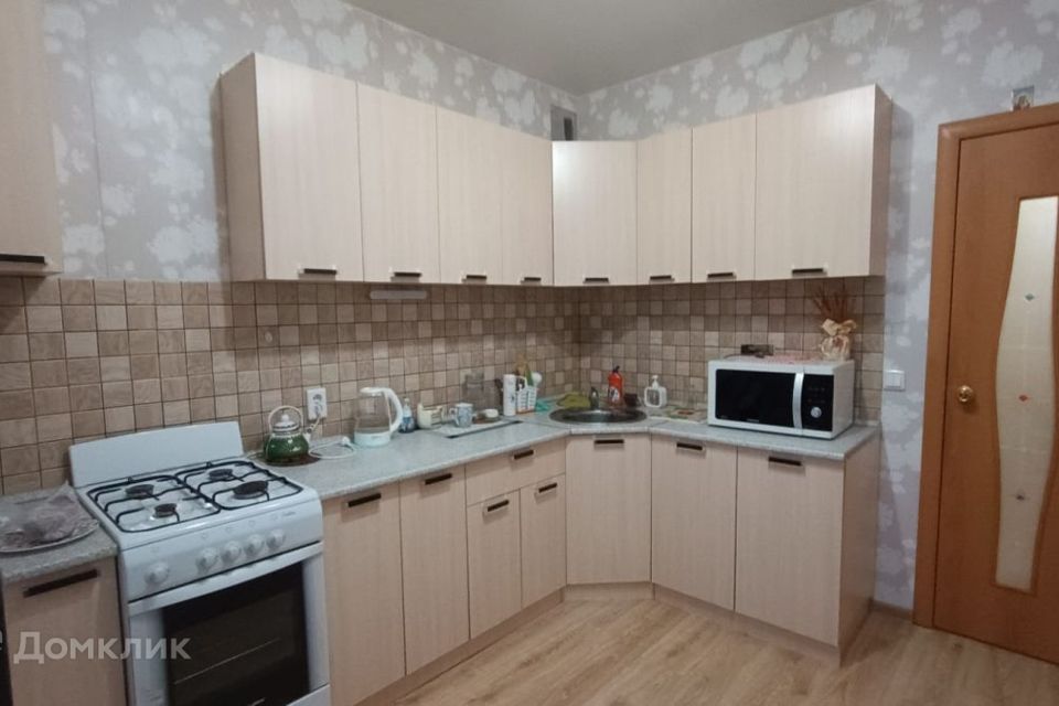 Продаётся 1-комнатная квартира, 39.7 м²