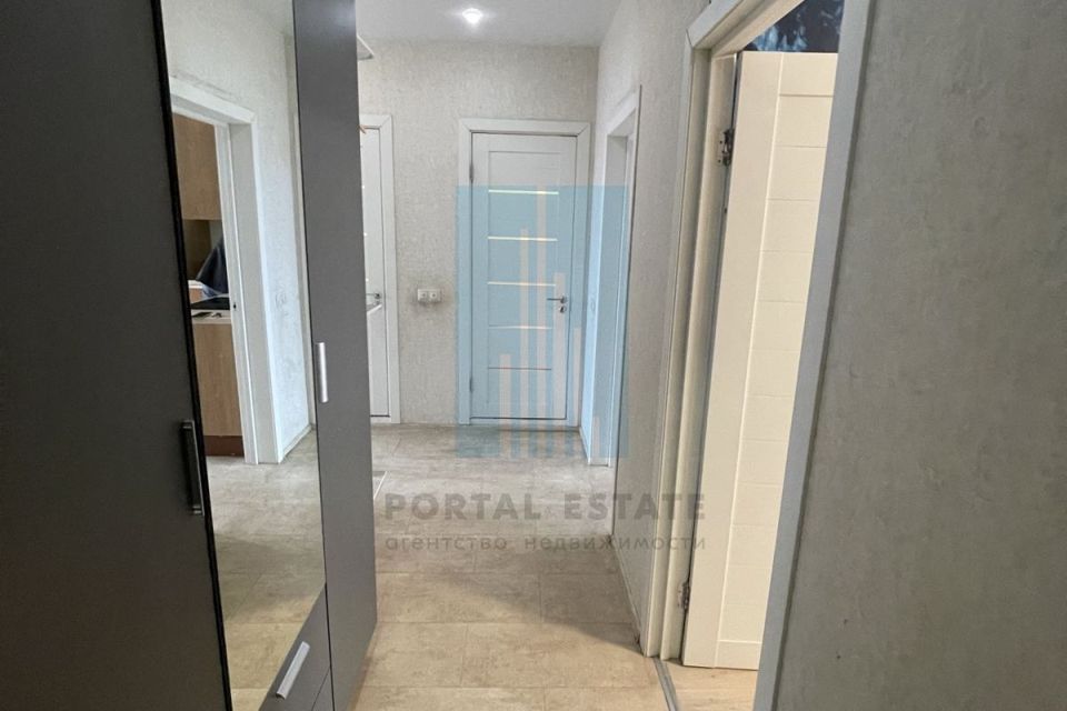 Сдаётся 2-комнатная квартира, 70 м²