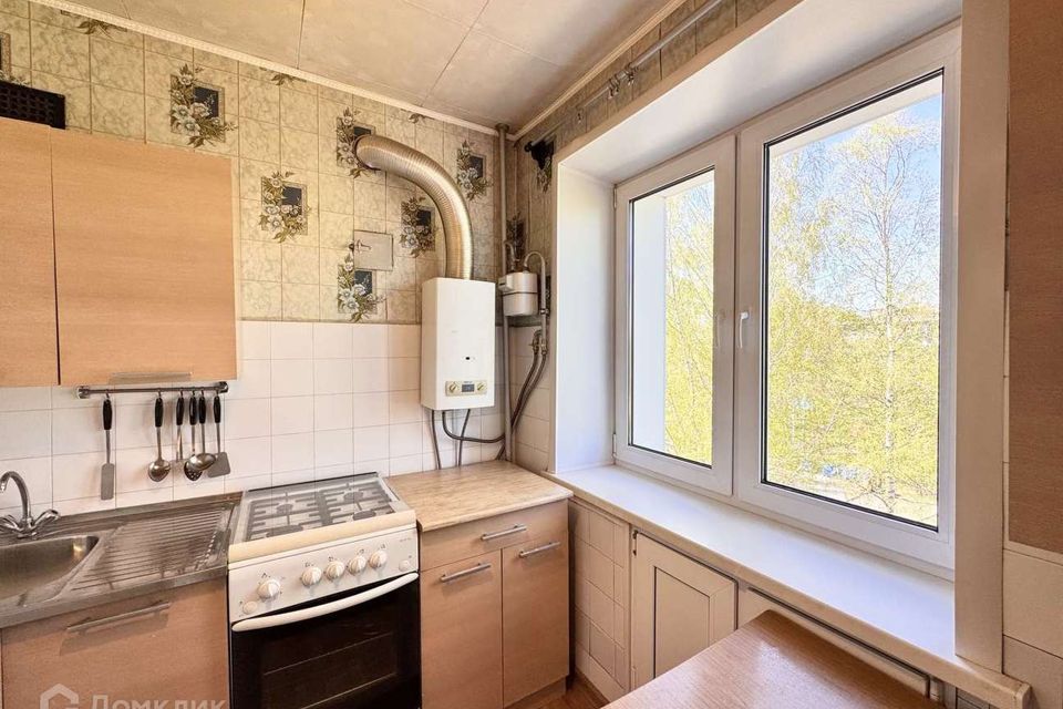 Продаётся 3-комнатная квартира, 59.3 м²
