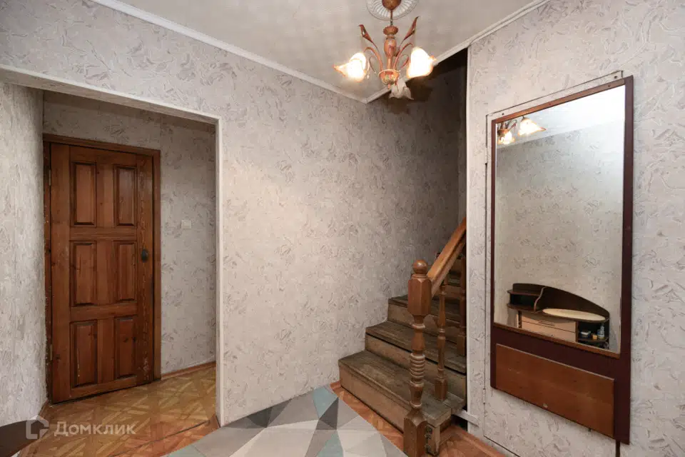 Продаётся 4-комнатная квартира, 94.1 м²