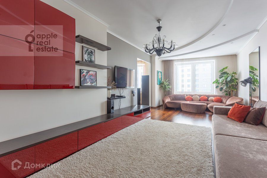 Сдаётся 3-комнатная квартира, 145 м²