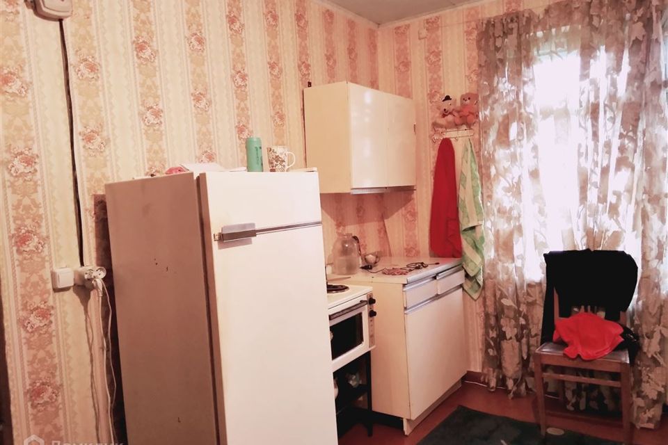 Продаётся комната в 2-комн. квартире, 12.8 м²