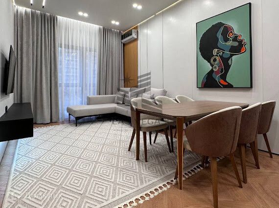 Сдаётся 3-комнатная квартира, 98 м²