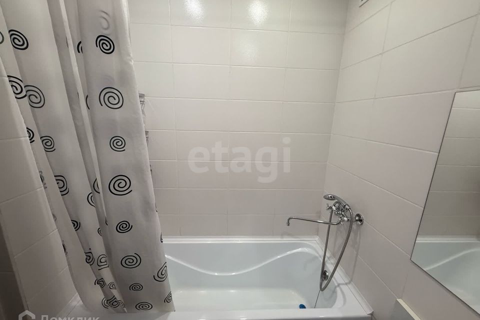 Продаётся 1-комнатная квартира, 47.9 м²
