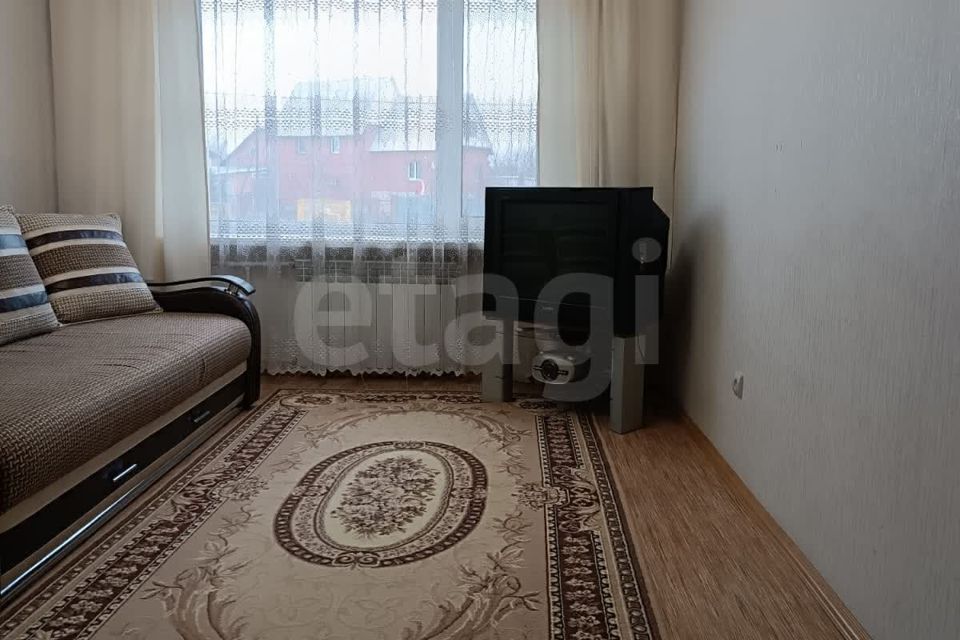 Продаётся 3-комнатная квартира, 52.3 м²