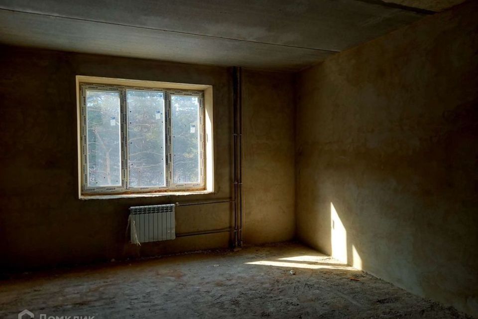 Продаётся 1-комнатная квартира, 41.9 м²