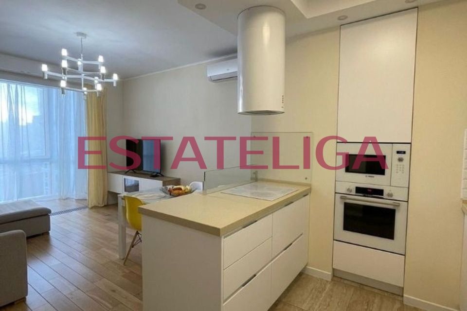 Сдаётся 3-комнатная квартира, 82 м²