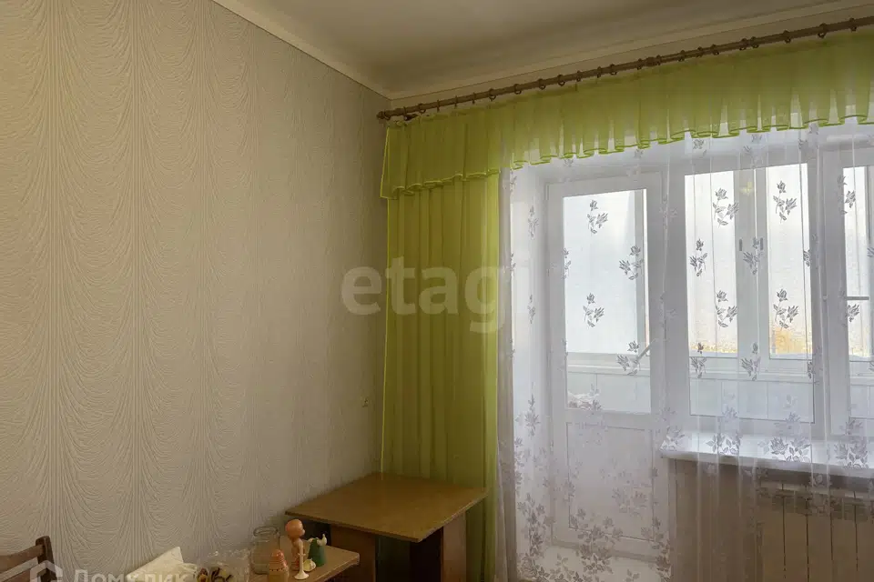 Продаётся 3-комнатная квартира, 54.6 м²