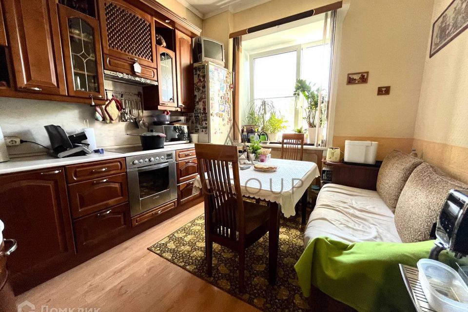 Продаётся 2-комнатная квартира, 61.8 м²