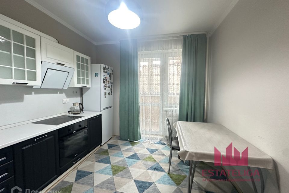 Сдаётся 1-комнатная квартира, 43 м²