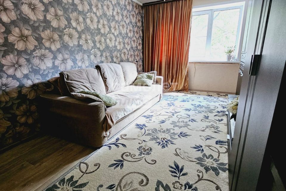 Продаётся 3-комнатная квартира, 65 м²