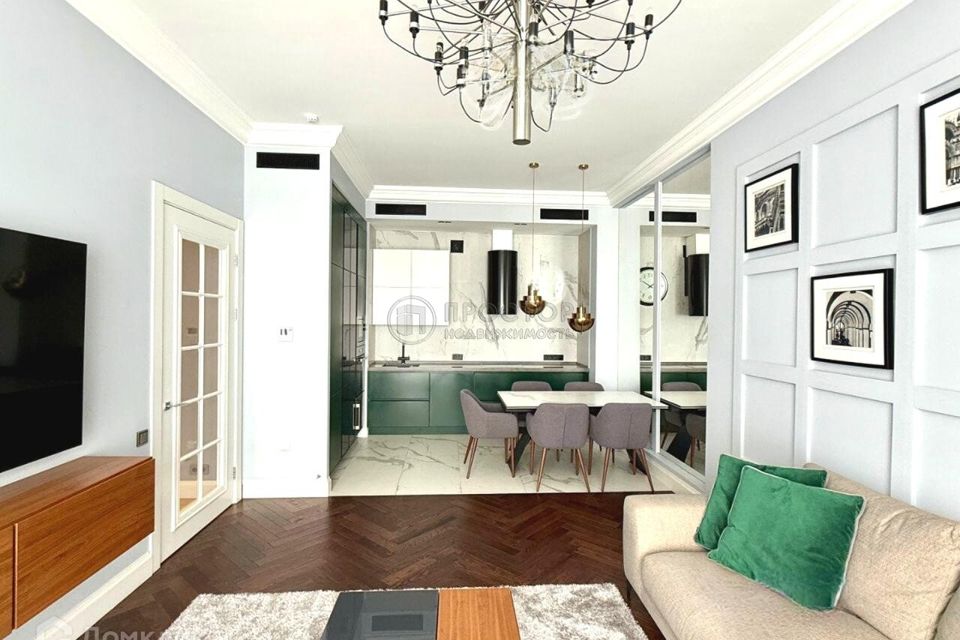 Продаётся 2-комнатная квартира, 97.4 м²