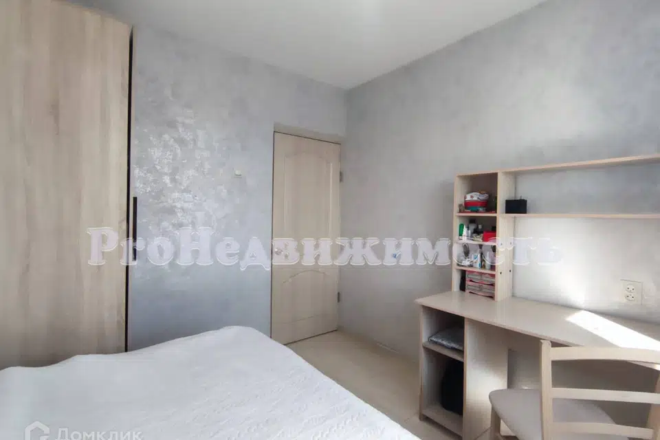 Продаётся 4-комнатная квартира, 80 м²