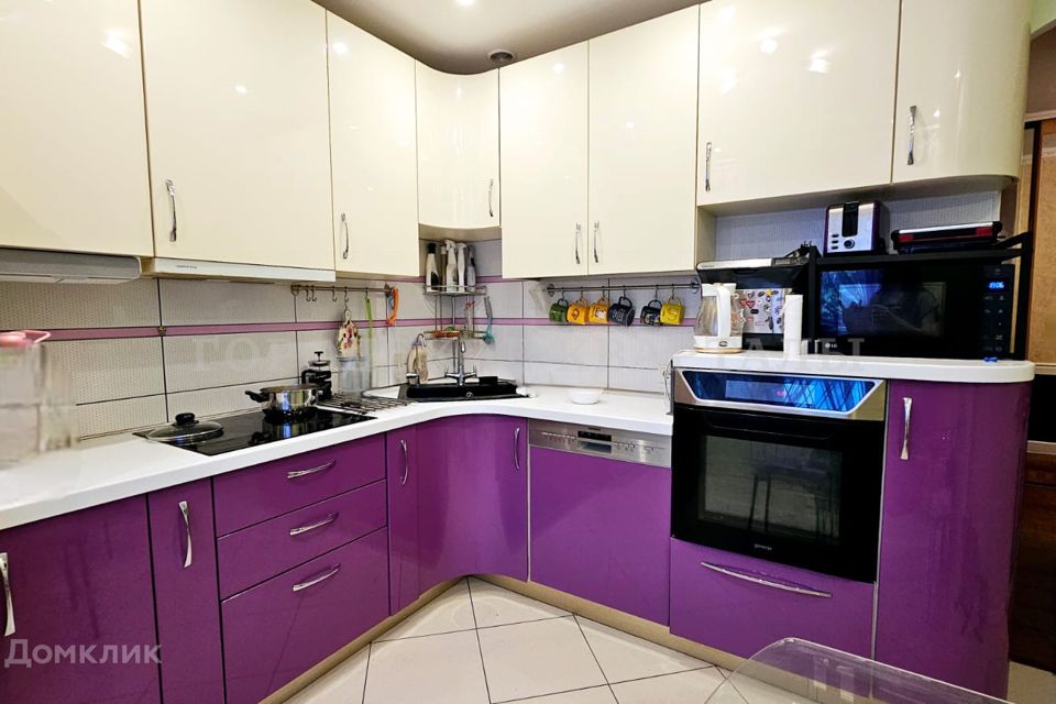 Продаётся 3-комнатная квартира, 71 м²