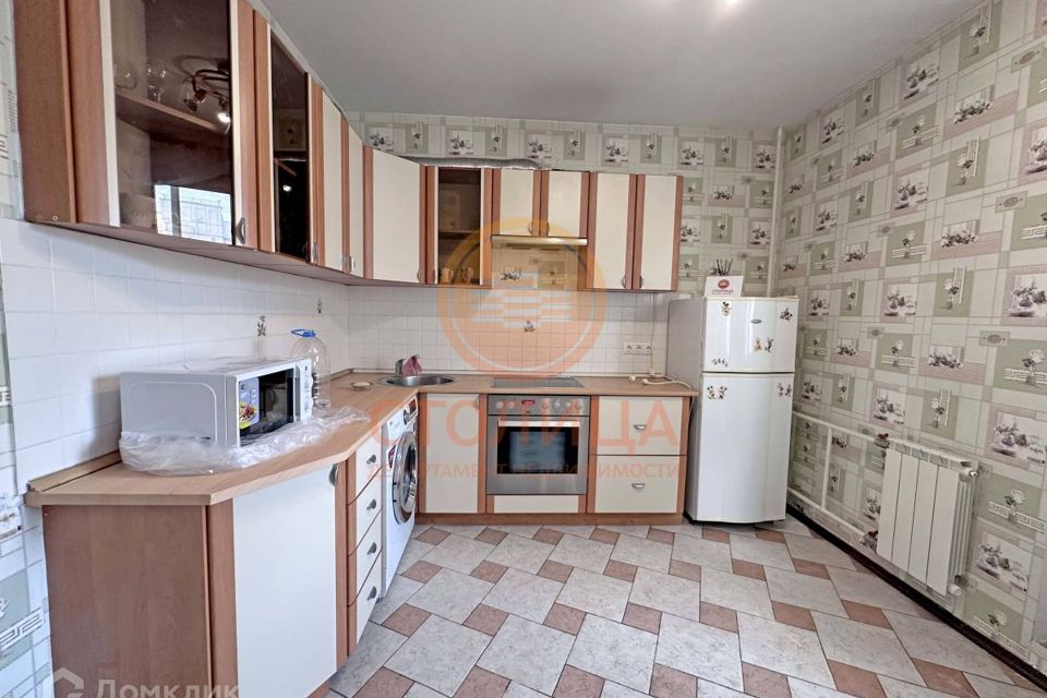 Сдаётся 1-комнатная квартира, 38 м²