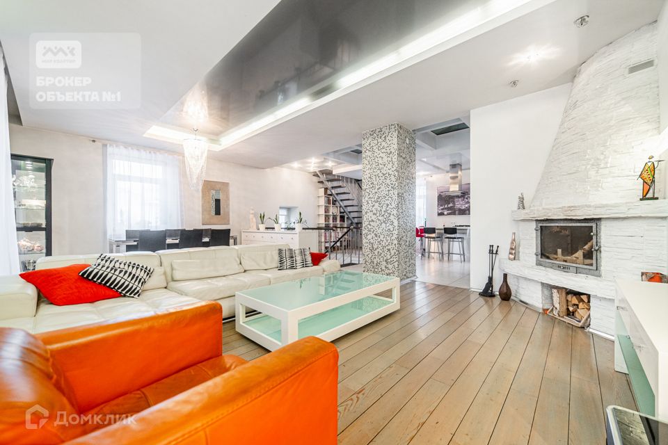 Сдаётся 3-комнатная квартира, 180 м²