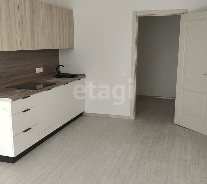 Продаётся 2-комнатная квартира, 62 м²