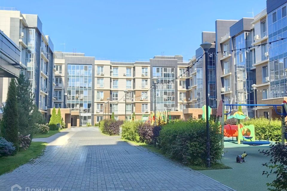 Продаётся 3-комнатная квартира, 90 м²