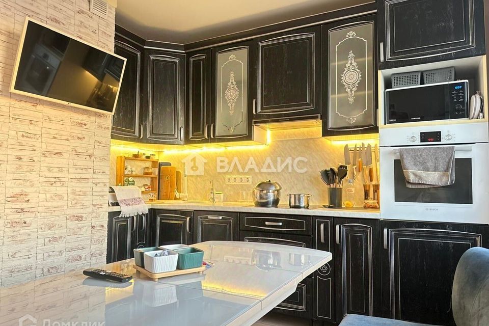 Продаётся 3-комнатная квартира, 74.9 м²