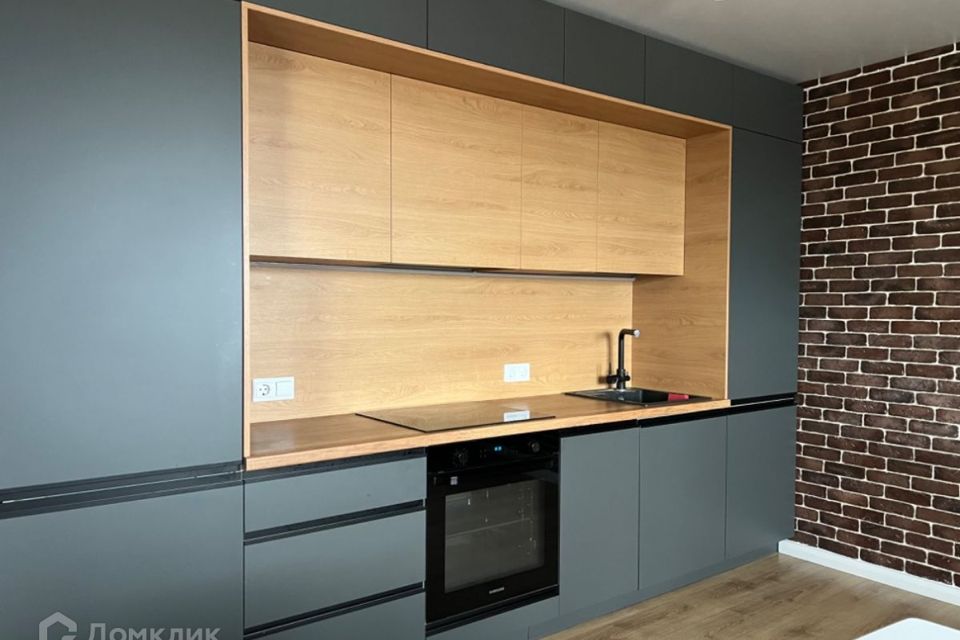 Продаётся 2-комнатная квартира, 64 м²