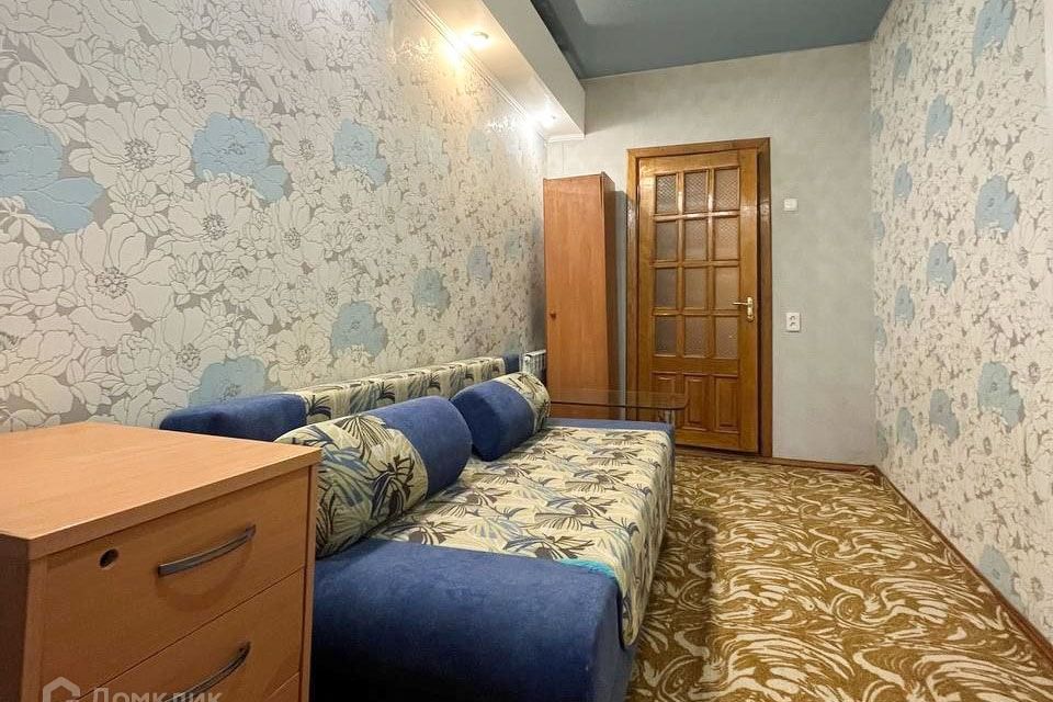 Продаётся 4-комнатная квартира, 81.6 м²