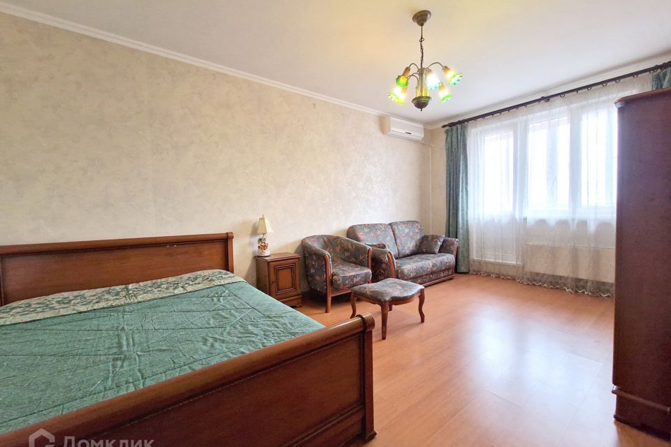 Сдаётся 1-комнатная квартира, 38 м²