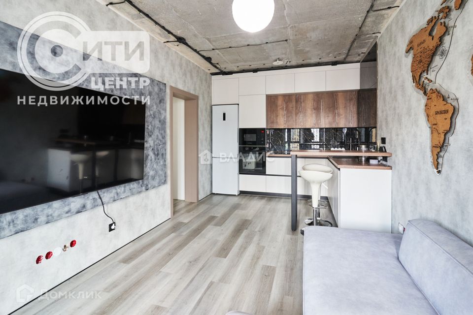 Продаётся 2-комнатная квартира, 65.2 м²