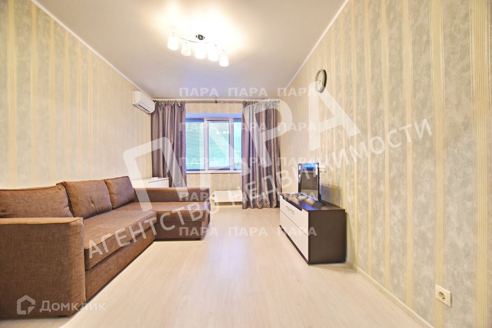 Сдаётся 1-комнатная квартира, 38 м²