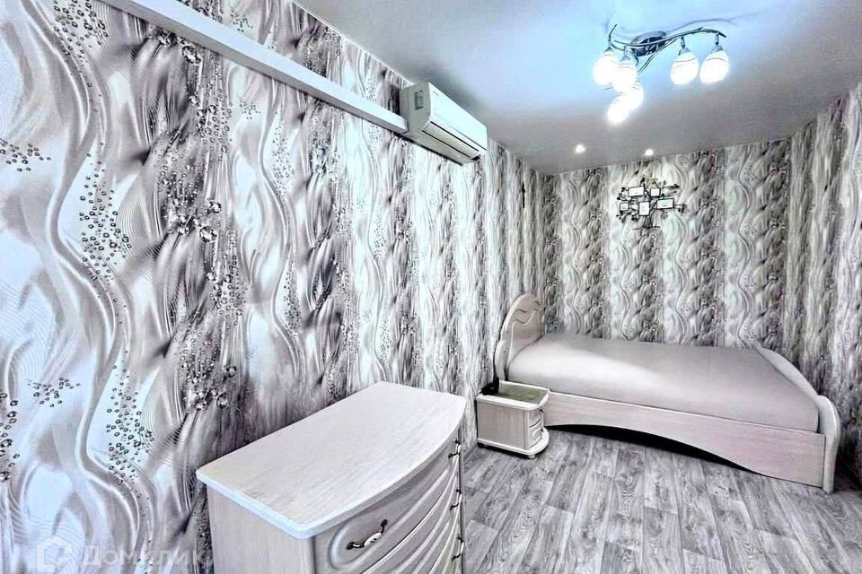Продаётся 2-комнатная квартира, 42.7 м²