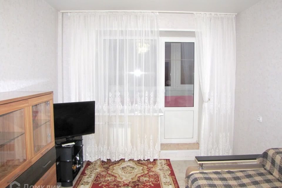 Продаётся 1-комнатная квартира, 37.9 м²