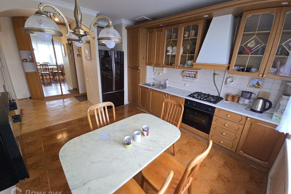 Сдаётся 3-комнатная квартира, 76.5 м²