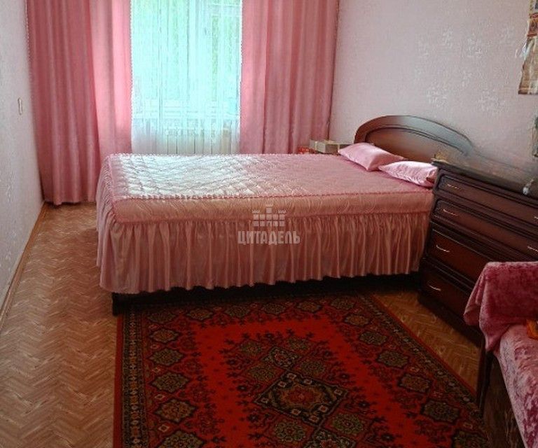 Продаётся 3-комнатная квартира, 62.8 м²