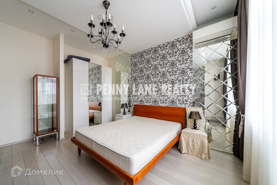 Продаётся 5-комнатная квартира, 138 м²