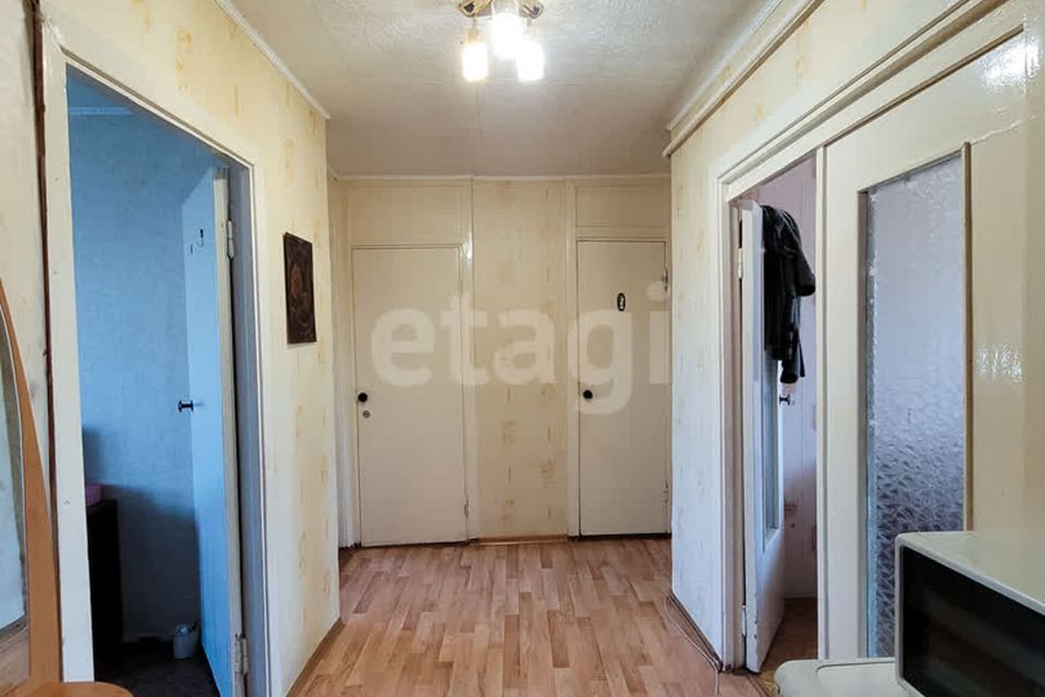 Продаётся 3-комнатная квартира, 60.4 м²