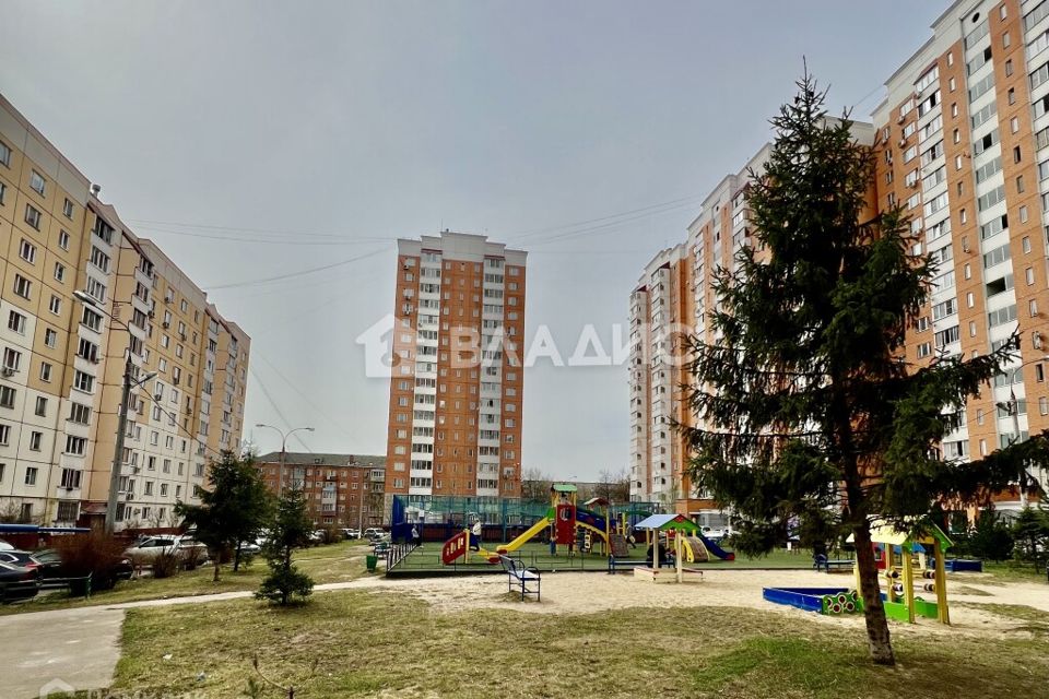 Продаётся 3-комнатная квартира, 76 м²