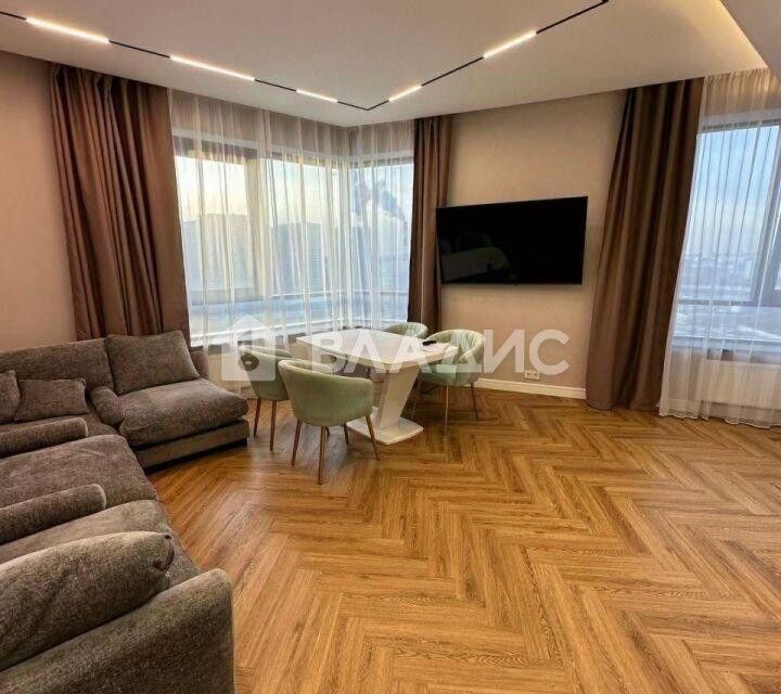 Продаётся 3-комнатная квартира, 83.3 м²