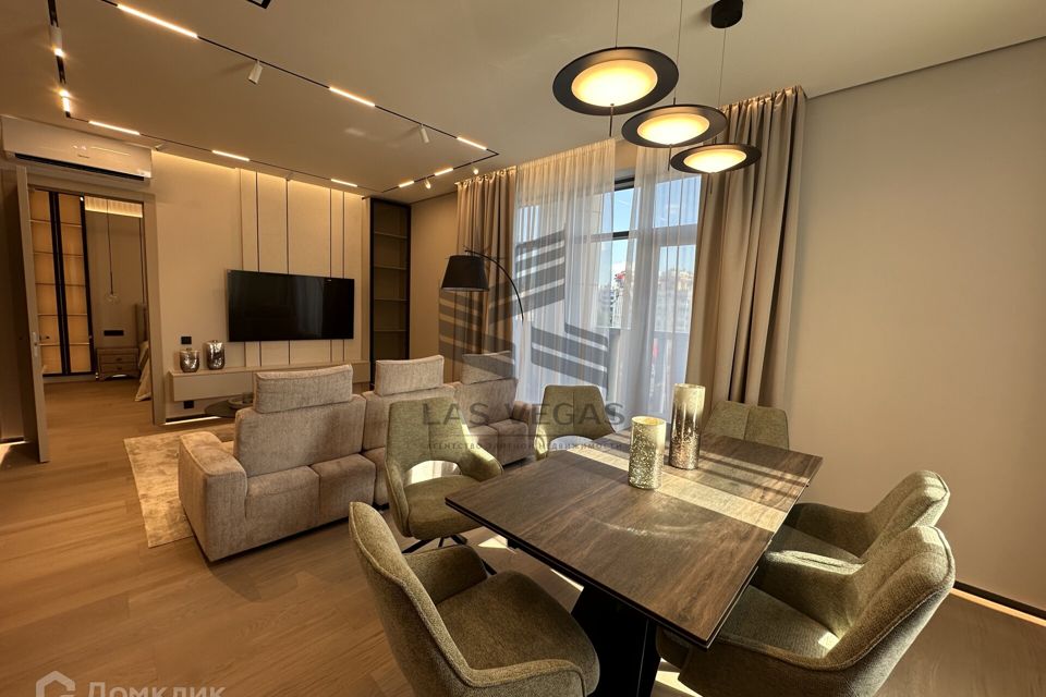Сдаётся 4-комнатная квартира, 110 м²