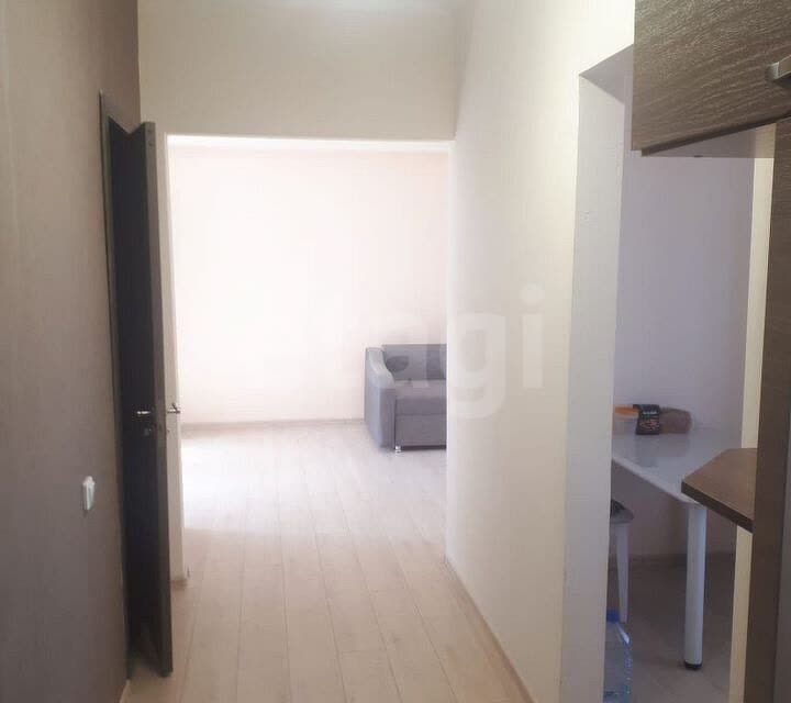 Продаётся 1-комнатная квартира, 37.9 м²