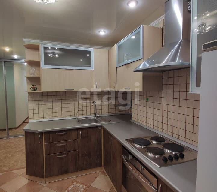 Сдаётся 2-комнатная квартира, 50.7 м²
