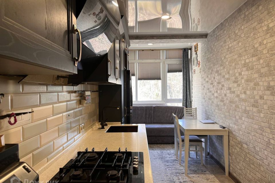 Продаётся 2-комнатная квартира, 73.7 м²