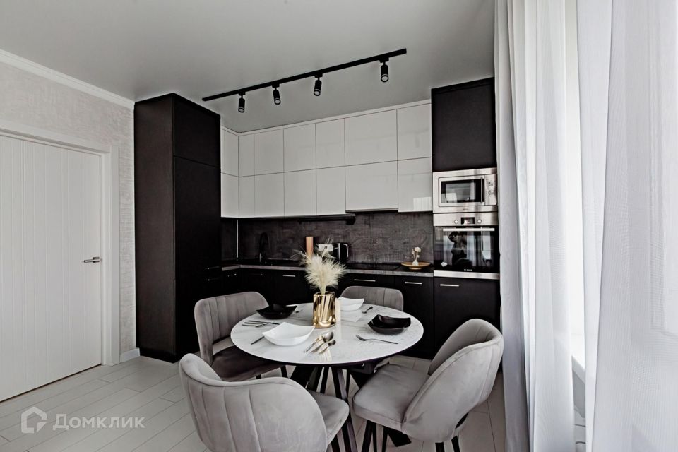 Продаётся 1-комнатная квартира, 40.7 м²