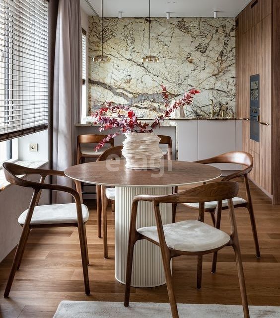 Продаётся 1-комнатная квартира, 50.1 м²