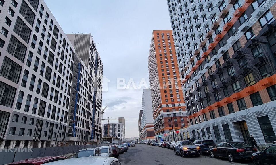 Продаётся 1-комнатная квартира, 35.6 м²