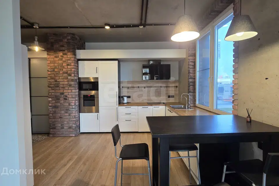 Продаётся 1-комнатная квартира, 55.4 м²