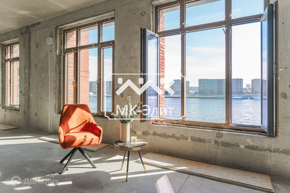 Продаётся 7-комнатная квартира, 284.6 м²