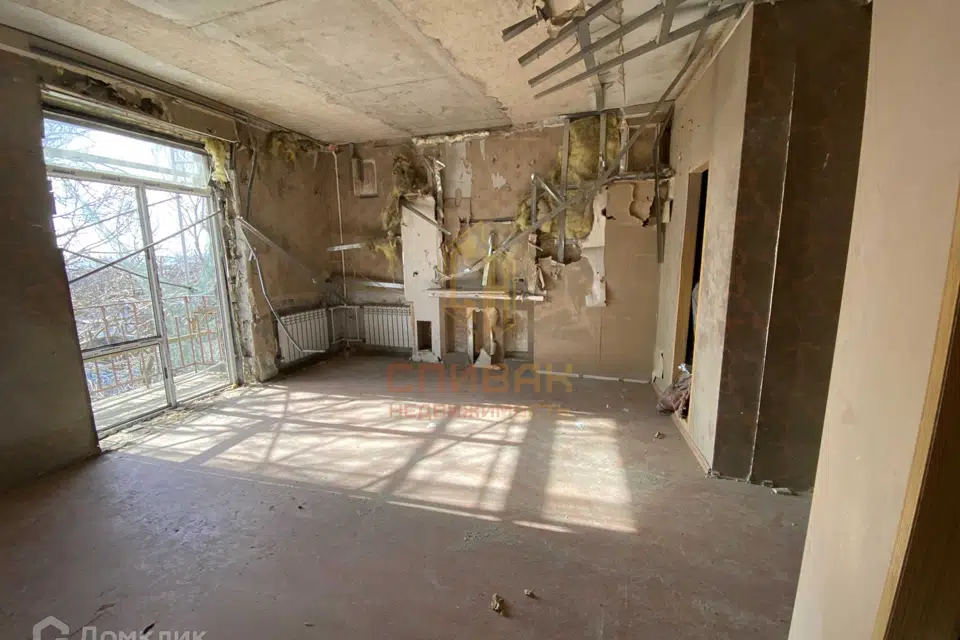 Продаётся 2-комнатная квартира, 73.4 м²